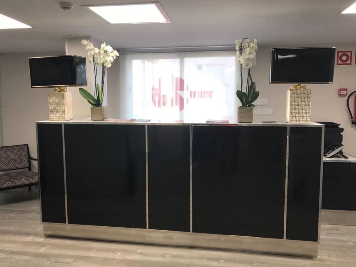 Recepción clínica Ginemed Madrid Aravaca